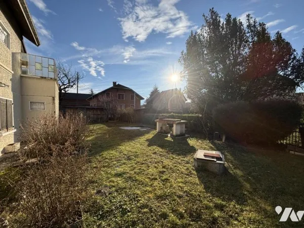 Maison 10 pièces 140 m²