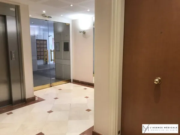 Bureaux 57 m²