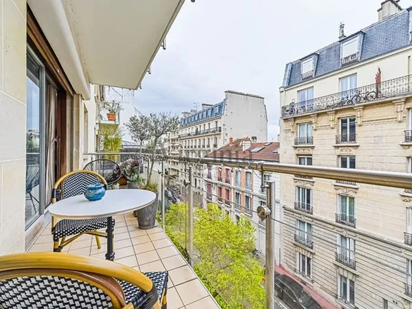 Appartement Saint Mande 4 pièces 83 m2