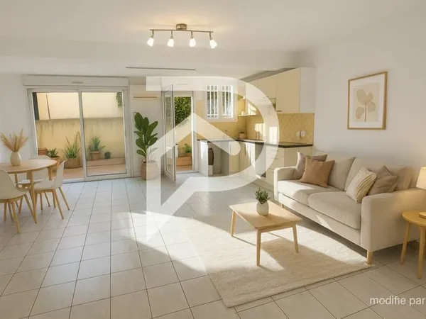 Appartement de plain pied , 2 places de parking