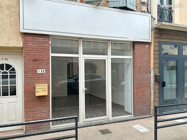 Local commercial 93 m² GAILLAC