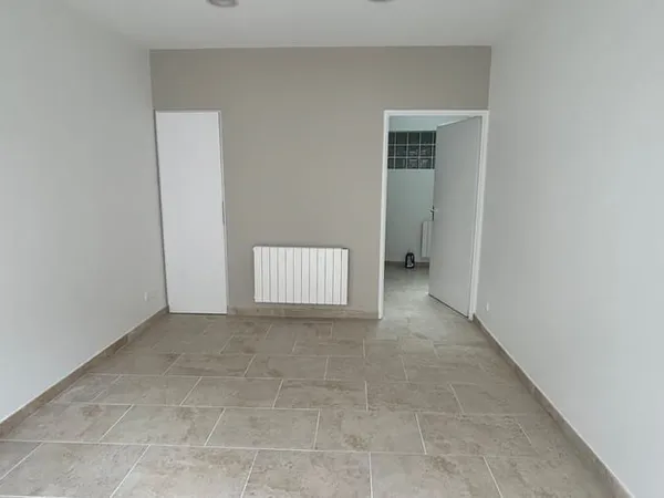 Local commercial 1 pièce 26 m²