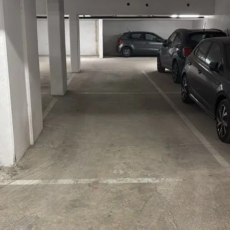 Place de parking à louer