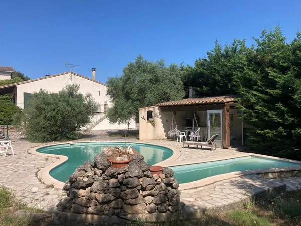 Axe Carcassonne/Lezignan, grande villa indépendante avec gar
