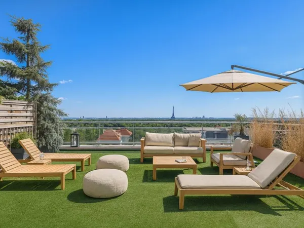 Magnifique duplex 102m² avec terrasse de 70m², vue Paris