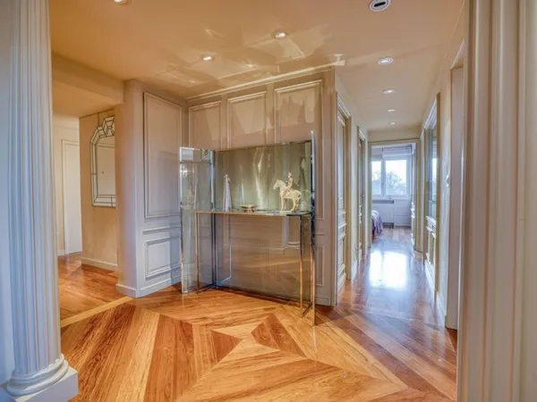 Appartement 6 pièces 145 m²