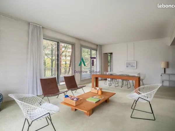 Appartement 4 pièces 140 m²