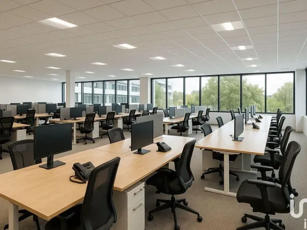 Bureau 210 m²
