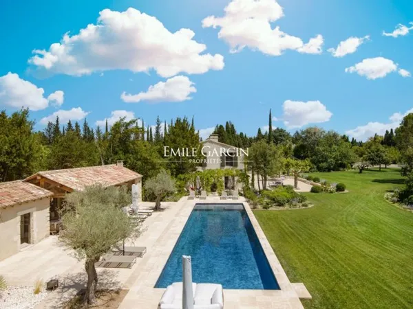 Mas de charme à louer, Saint-Rémy de Provence , Climatisation , Piscine chauffée, tennis