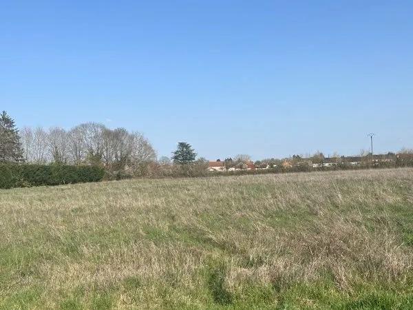Terrain constructible 8000 m2