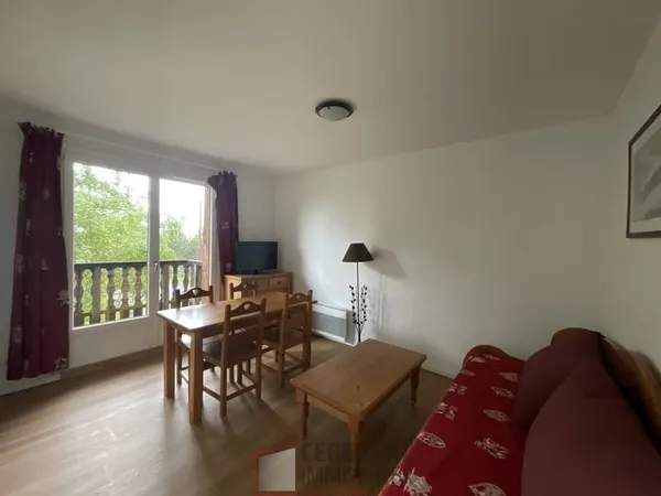 SUPER-BESSE - T2 BIS 35M2 LE BOIS DE LA REINE