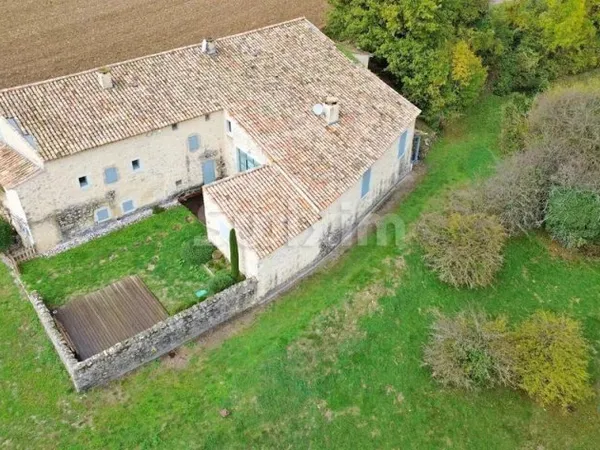 Superbe propriété en Pays DIOIS, au coeur du Parc régional du Ve