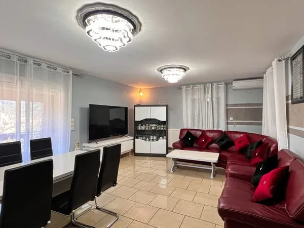 Maison avec dépendance