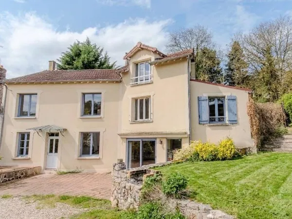 Maison 7 pièces 197 m²