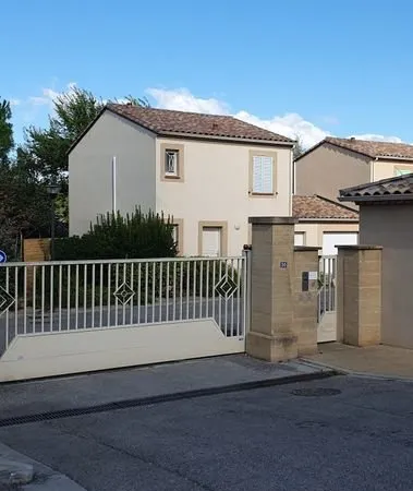 A vendre à 3 min d'Uzès Villa T4 louée meublée - revenu locatif immédiat -