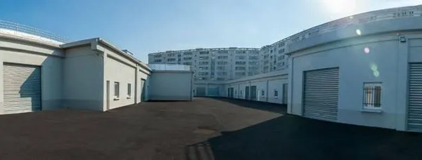 Entrepôt 1000 m²