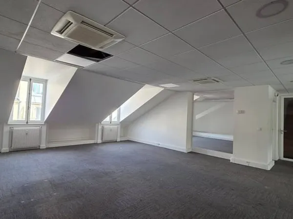 Bureaux 262 m²