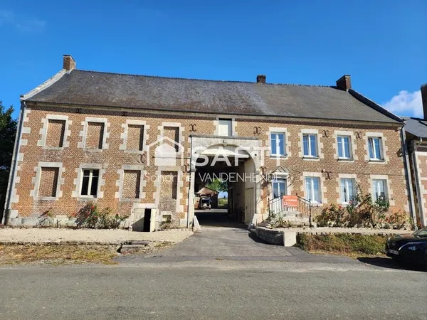 Corps de ferme!! 4 HECTARES
