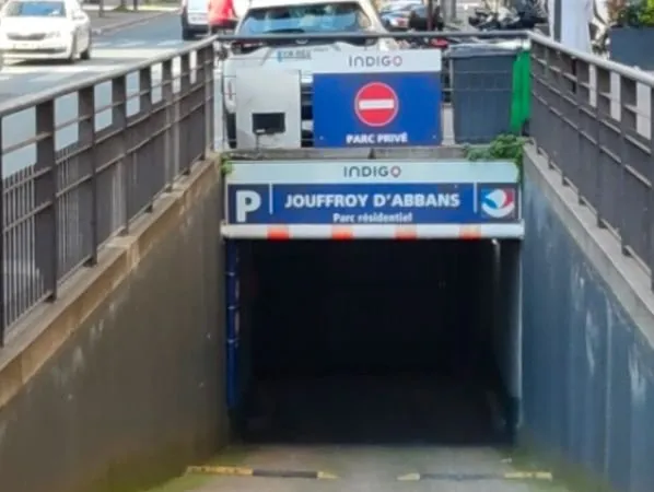 Parking à louer Parc Indigo Jouffroy (privé et vidéo-surveillé)