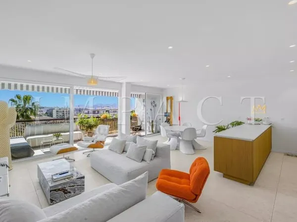 Cannes Montfleury 3 Pièces rénové à vendre - ETAT NEUF
