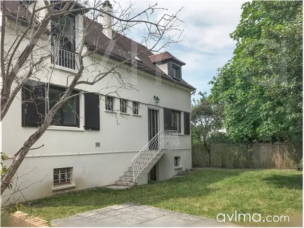 Maison 7 pièce(s) 158 m2