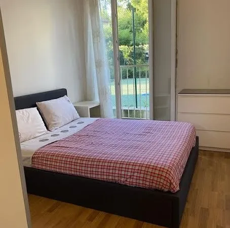 Chambre 1 pièce 13 m²