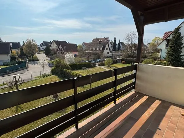 Duplex spacieux et lumineux dans un quartier résidentiel