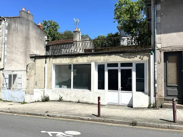 Local commercial - Poitiers 3 pièces - 65 m2