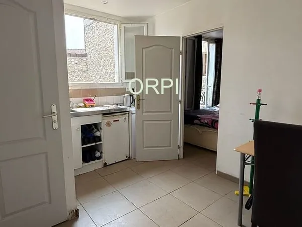 Studio 1 pièce 18 m²