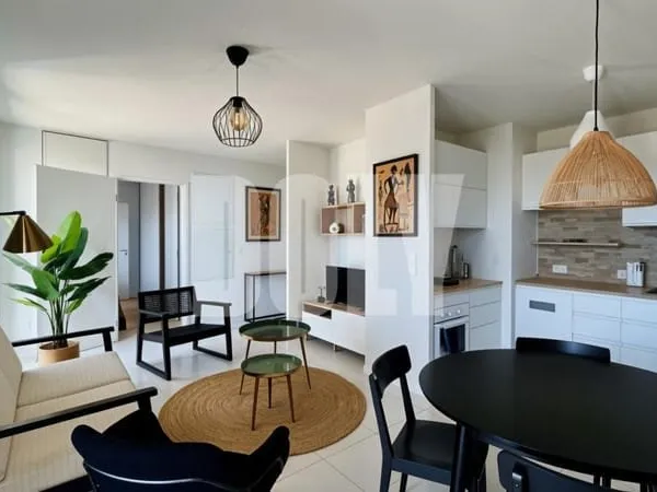 DOLY / Ivry-sur-Seine / 66 m² Carrez/ 3 pièces
