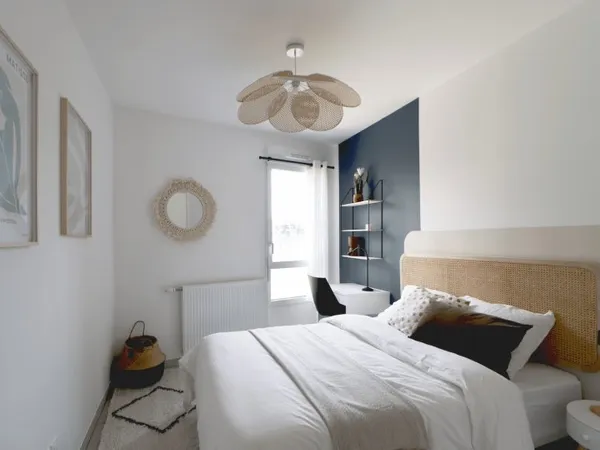Vaste chambre de 13 m² à louer près de Lyon