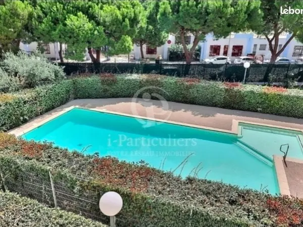 COLOC dans t3 avec piscine privée