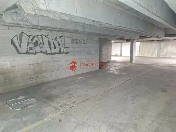 Place de stationnement en sous sol