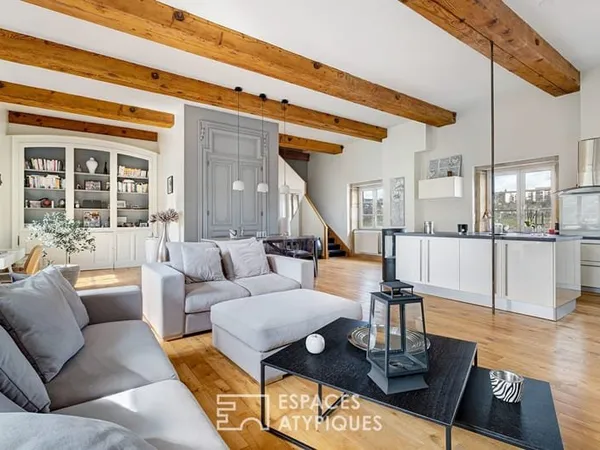 Duplex au dernier étage avec ascenseur
