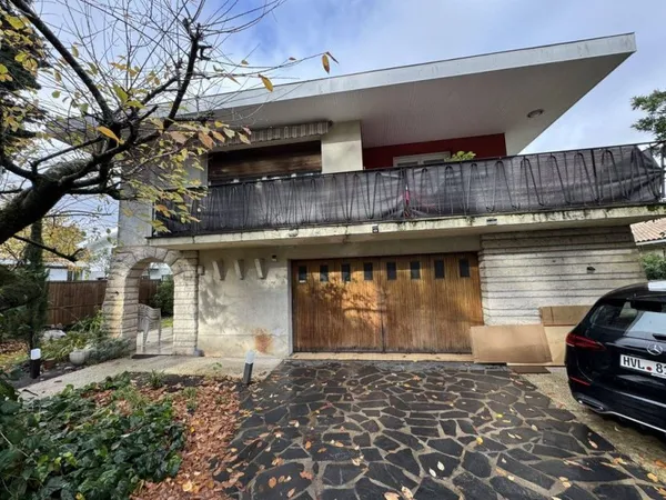Maison de luxe 7 pièces 176 m²