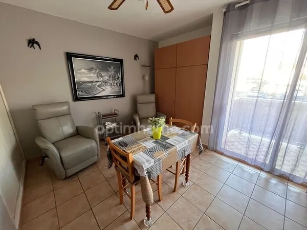 Studio 20m2 avec balcon à BALARUC LES BAINS (34)