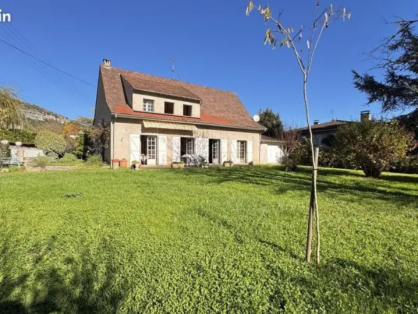 Maison 7 pièces 162 m²