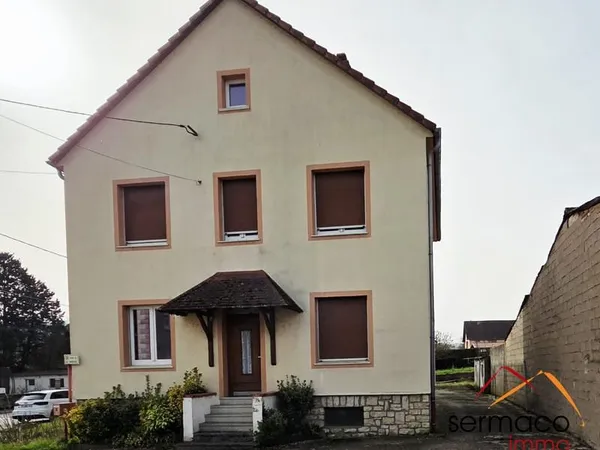 Maison 8 pièces 90 m²