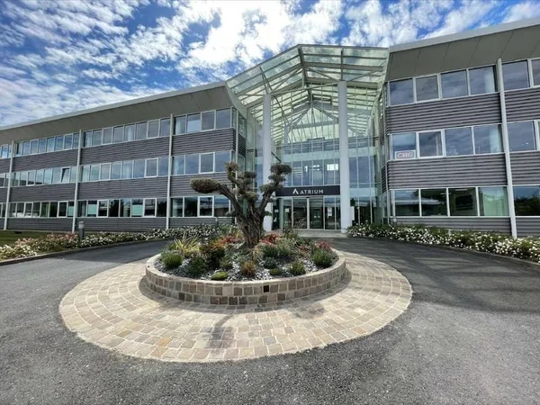 Bureaux 830 m²