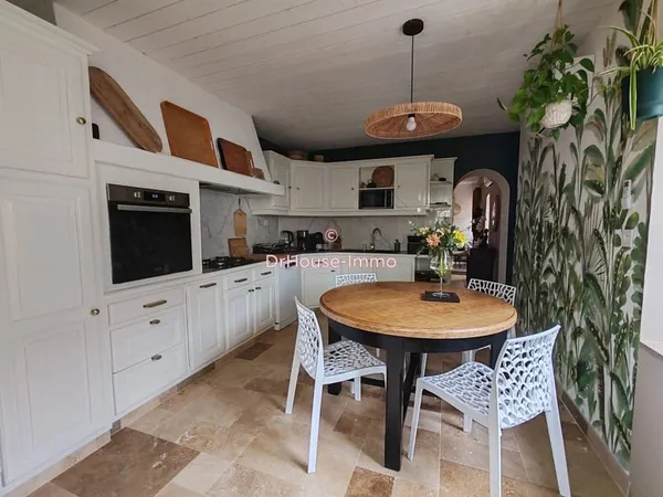 Maison familiale et studio indépendant