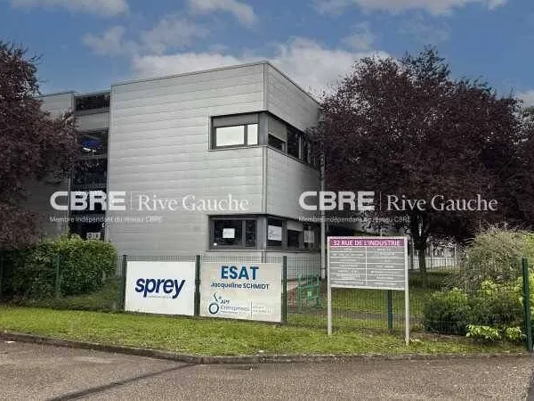 Bureaux 850 m²