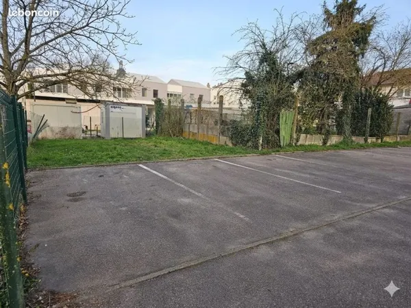 Place de parking Flavigny sur Moselle
