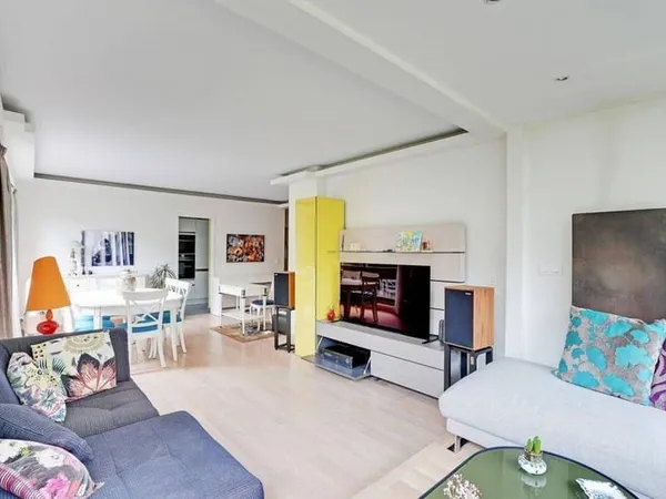 Appartement 4 pièces 107 m²