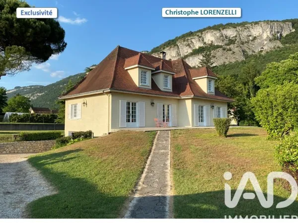 Maison 5 pièces 172 m²
