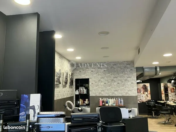 Local commercial 80 m²