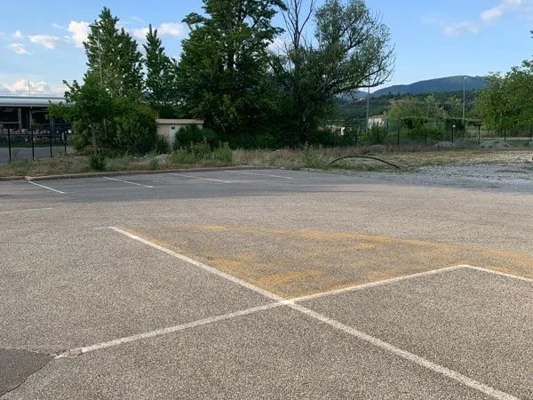 Emplacement de stationnement
