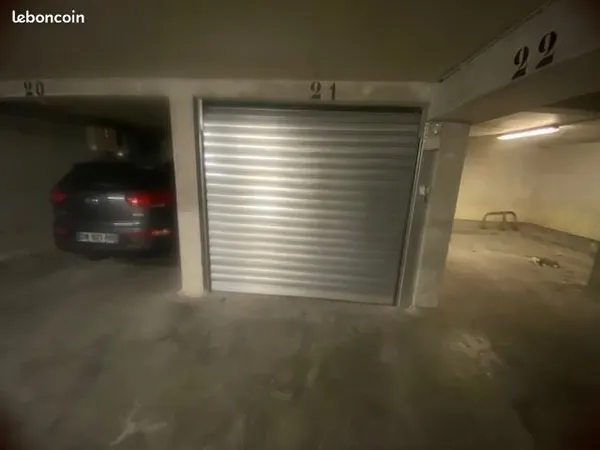 Parking RIQUIERS