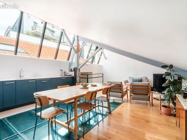 Loft 5 pièces 111 m²