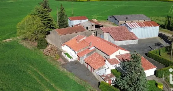 Maison 7 pièces 196 m²