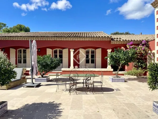 Villa 315 m²